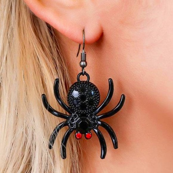 CLEARANCE NEW! BLACK SPIDER EARRINGS!! Scary Fun Creepy Sexy Fun Halloween web - Picture 2 of 4